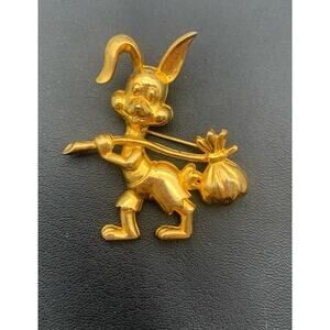 Vintage Gold Tone Hobo Bunny Rabbit Brooch